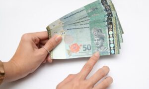 ak_myr_160821-1