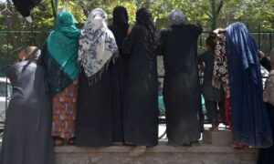 rk_afghan-women_160821-1