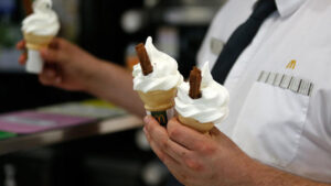 ice-cream-gettyimages-483624468