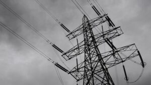 skynews-electricity-pylon_4905946-1