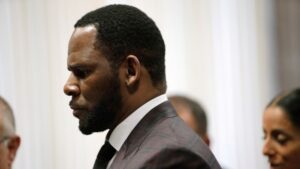 skynews-r-kelly-trial_5512985-1