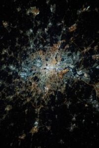 web_London_from_space_at_night_rh_218xfree-1