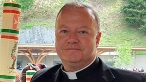 skynews-army-chaplain-paul-f-murphy_6657991-1