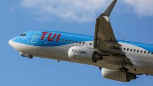 skynews-boeing-tui_6575392-1