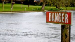 skynews-danger-river-thames_6648594