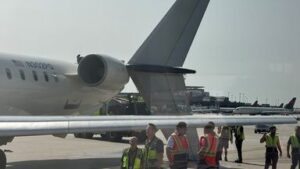 skynews-atlanta-airport-planes_6681367-1
