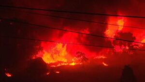 skynews-fire-portugal-firefighter_6688380