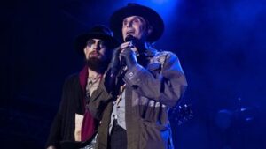skynews-janes-addiction-music_6684999