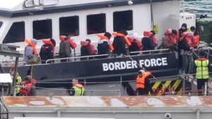 skynews-migrants-boats-asylum_6506340-1