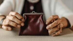 skynews-pensioner-money_6496029-1