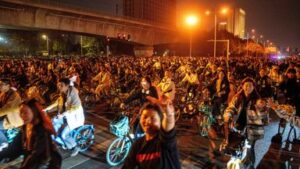 skynews-china-zhengzhou-kaifeng_6745530-1