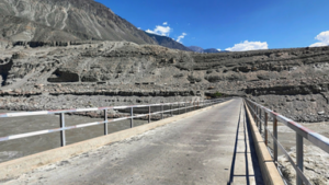 skynews-pakistan-thalichi-bridge_6746835-1