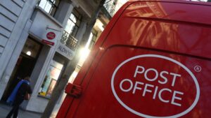 skynews-post-office-van-branch_6424627-1