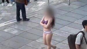 skynews-tehran-woman-dress-code_6738390