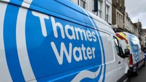 skynews-thames-water-van_6698514-5